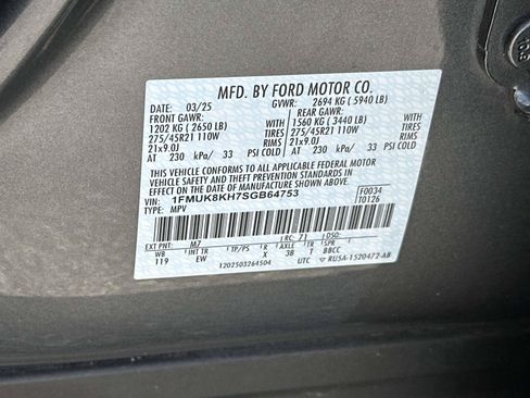 Used 2025 Ford Explorer ST-Line w/ ST-Line Street Pack AWD/4WD image 25