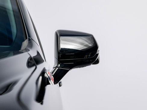 Used 2024 Chevrolet Tahoe Z71 w/ Luxury Package image 8