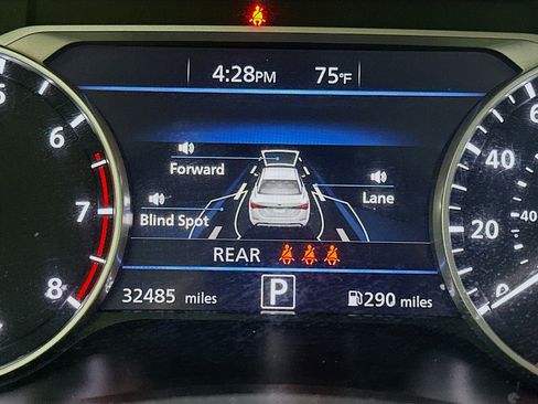 Used 2024 Nissan Sentra SV image 18