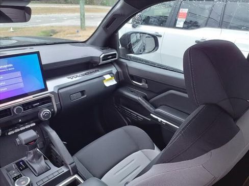 New 2025 Toyota Tacoma TRD Sport image 7