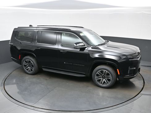 New 2026 Jeep Grand Wagoneer 4WD image 25