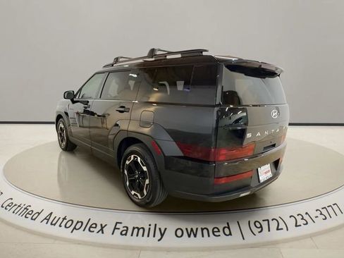 Used 2026 Hyundai Santa Fe SEL FWD image 3