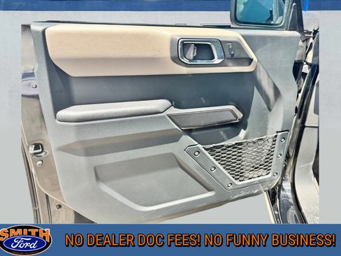 Used 2024 Ford Bronco Wildtrak image 10