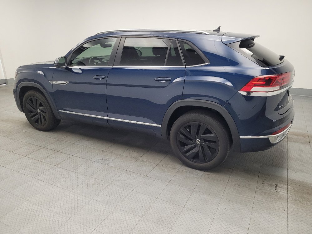Used 2021 Volkswagen Atlas Cross Sport SE w/ Panoramic Sunroof Package AWD/4WD image 3