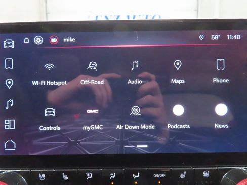 Used 2024 GMC Canyon AT4X image 23