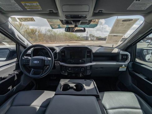 Used 2023 Ford F150 XL w/ Trailer Tow Package image 17