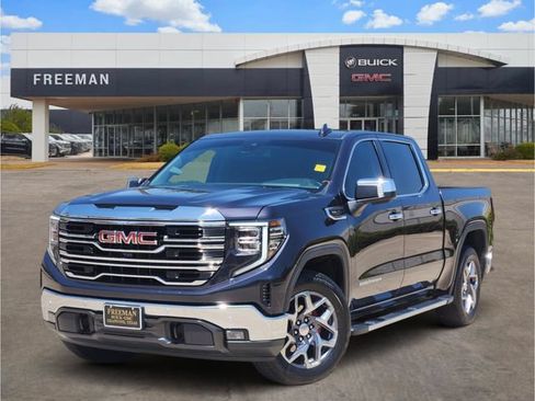 Used 2025 GMC Sierra 1500 SLT w/ SLT Premium Plus Package RWD image 1