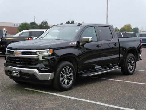 Used 2024 Chevrolet Silverado 1500 LT image 5