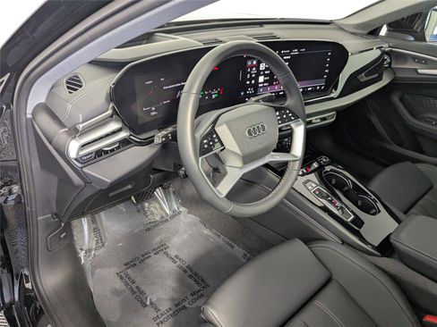 Used 2025 Audi A5 2.0T Premium Plus w/ Premium Plus image 9