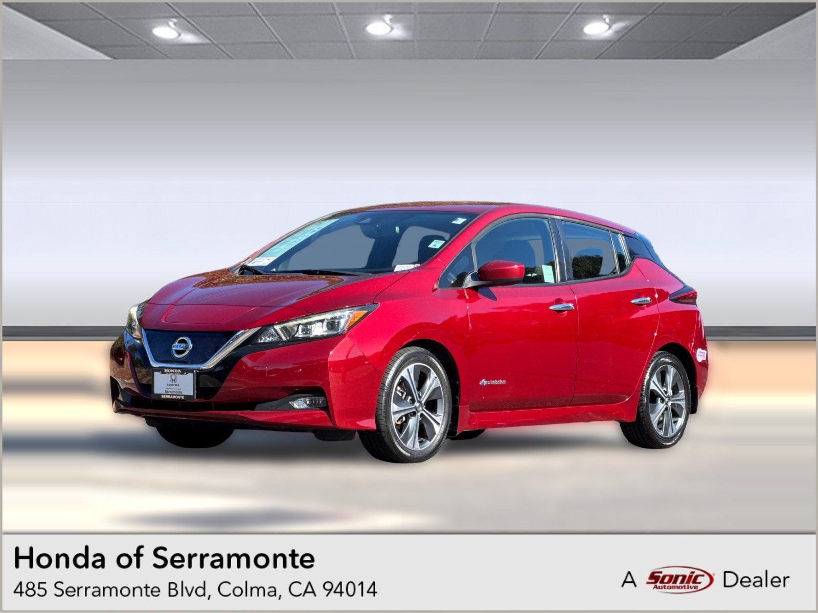 Used 2018 Nissan Leaf SV w/ SV Technology Package FWD image 1