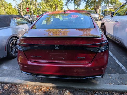 Used 2023 Honda Accord Sport image 3