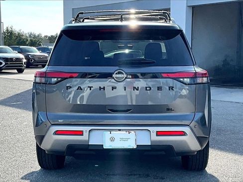 Used 2023 Nissan Pathfinder SL w/ Lighting Package (N92) image 6