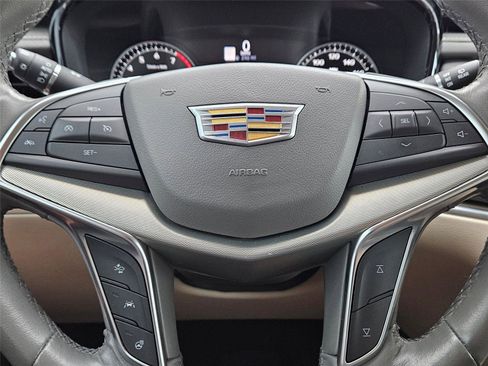 Certified 2023 Cadillac XT5 Premium Luxury FWD image 15