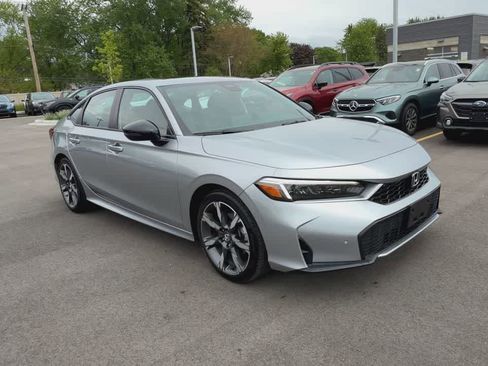 Used 2026 Honda Civic Sport Touring image 2