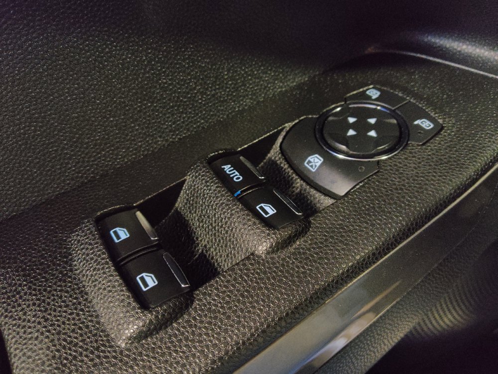 Used 2020 Ford EcoSport SE FWD image 27