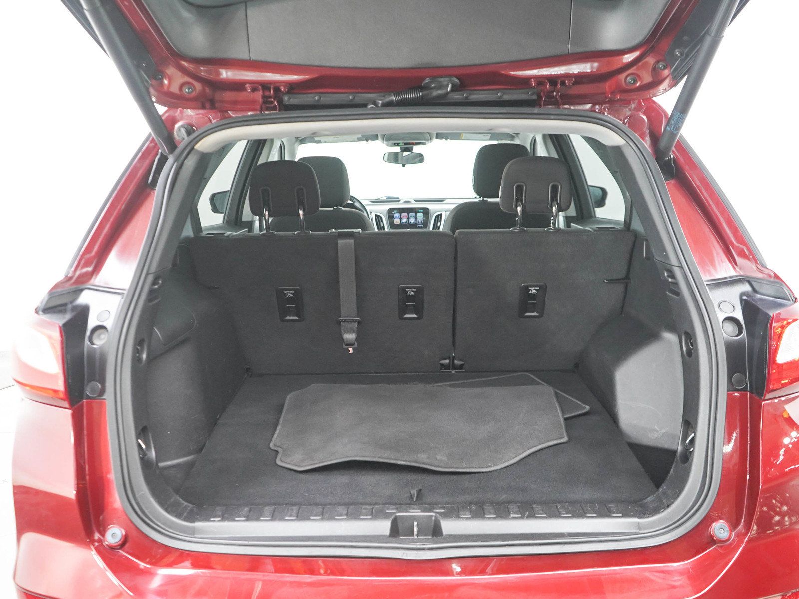 Used 2018 Chevrolet Equinox LT w/ Sun & Infotainment Package AWD/4WD image 16