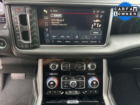 Used 2023 GMC Yukon XL Denali w/ Advanced Technology Package image 30