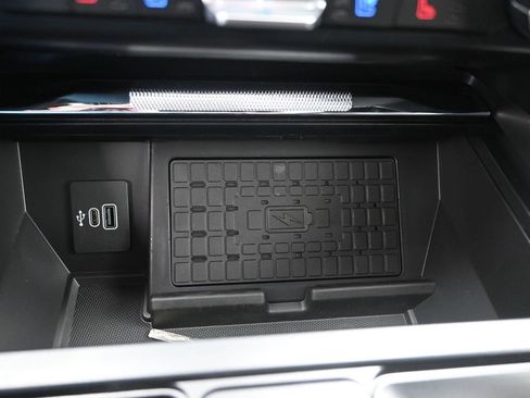 Used 2025 Ford F150 Raptor image 29