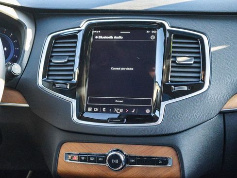 Used 2025 Volvo XC90 B5 Plus w/ Protection Package Premier image 24