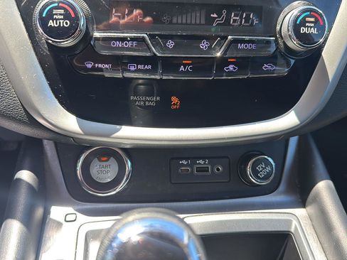 Used 2019 Nissan Murano SV w/ Premium Package AWD/4WD image 20