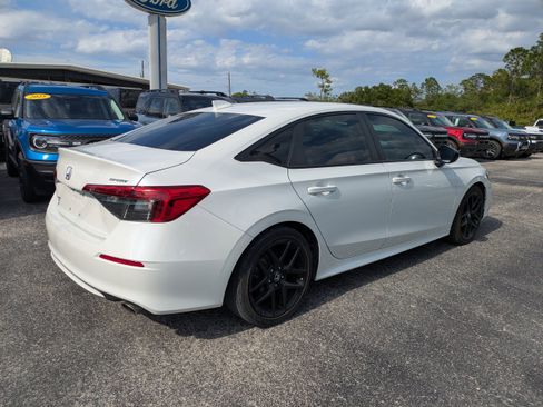 Used 2023 Honda Civic Sport image 4