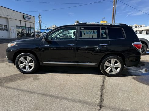 Used 2013 Toyota Highlander Limited image 2