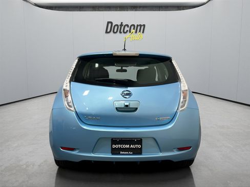 Used 2015 Nissan Leaf S image 8