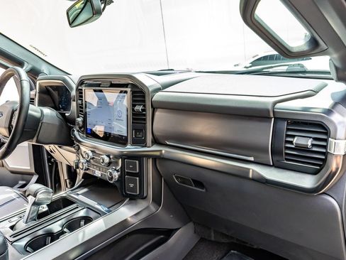 Used 2025 Ford F150 Platinum AWD/4WD image 18