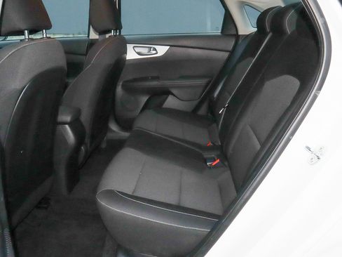 Used 2024 Kia Forte LXS image 8