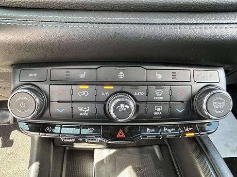 Used 2022 Dodge Durango GT AWD/4WD image 23
