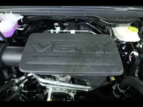 New 2026 RAM 1500 4x4 Crew Cab image 16