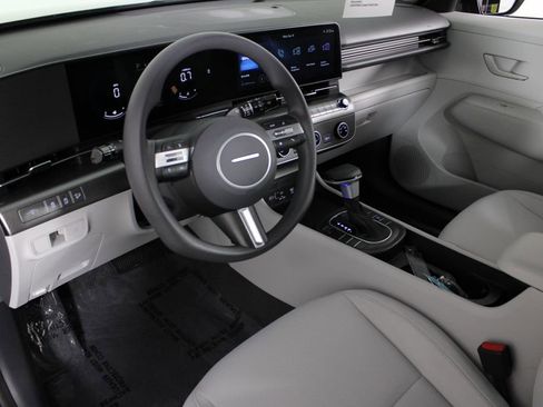 Certified 2026 Hyundai Kona SE FWD image 19