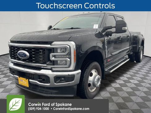 Used 2023 Ford F350 Lariat image 5