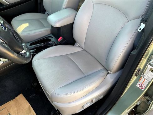 Used 2014 Subaru Forester 2.5i Limited w/ Protection Package #2 AWD/4WD image 21
