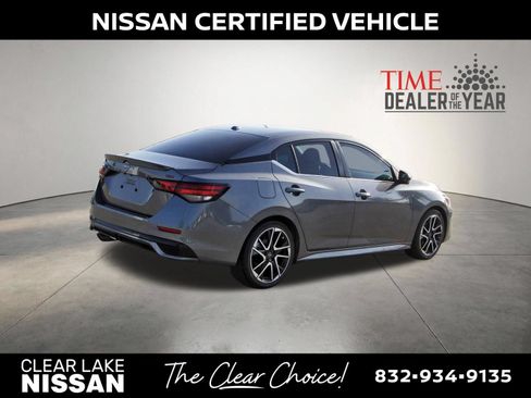 Certified 2024 Nissan Sentra SR w/ SR Premium Package FWD image 7