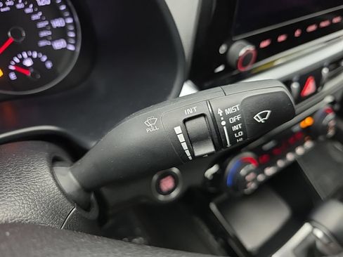 Used 2024 Kia Forte GT-Line FWD image 21