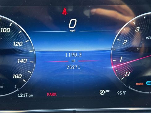 Used 2022 Mercedes-Benz C 300 C 300 image 26