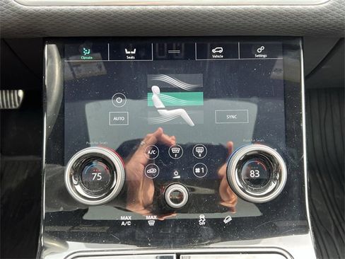 Used 2020 Land Rover Range Rover Velar R-Dynamic S image 19