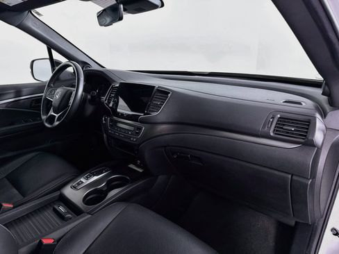 Certified 2023 Honda Passport EX-L image 29