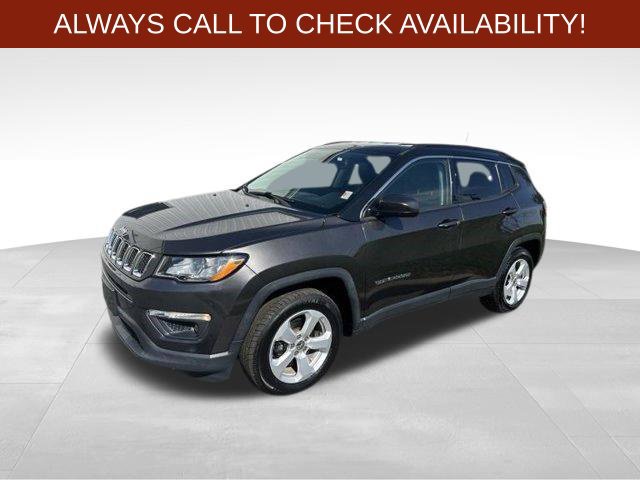 Used 2018 Jeep Compass Latitude FWD image 3