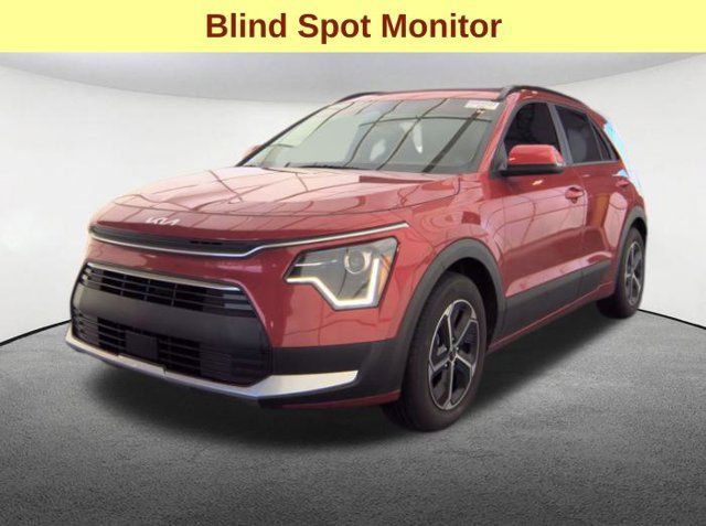 Used 2025 Kia Niro EX FWD image 5