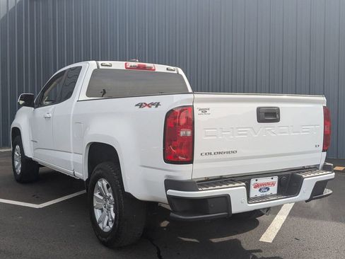 Used 2022 Chevrolet Colorado LT w/ Fleet Safety Package image 9