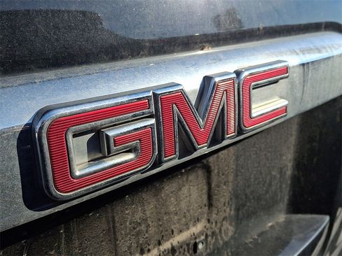 Used 2018 GMC Yukon Denali w/ Denali Ultimate Package image 6