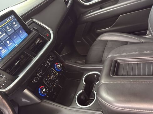 Used 2022 Chevrolet Tahoe Z71 w/ Z71 Off-Road Package image 21