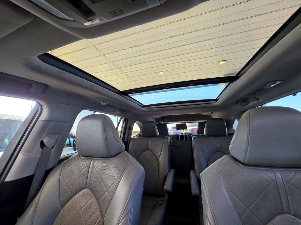 Used 2021 Toyota Highlander Platinum AWD/4WD image 63