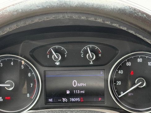 Used 2020 Buick Enclave Essence FWD image 21
