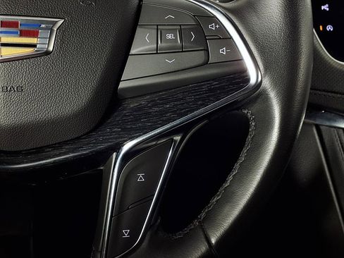 Used 2021 Cadillac XT5 Premium Luxury image 20