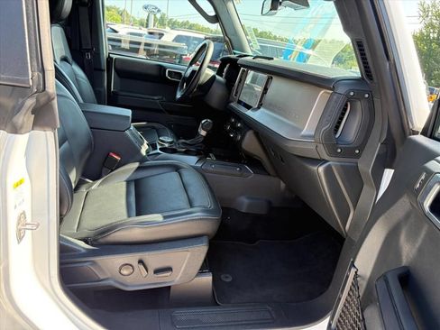 Used 2026 Ford Bronco Outer Banks AWD/4WD image 18