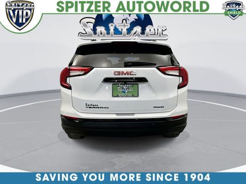 Used 2023 GMC Terrain SLE w/ Driver Convenience Package AWD/4WD image 9