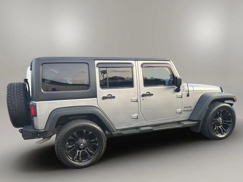 Used 2013 Jeep Wrangler Unlimited Sport AWD/4WD image 4